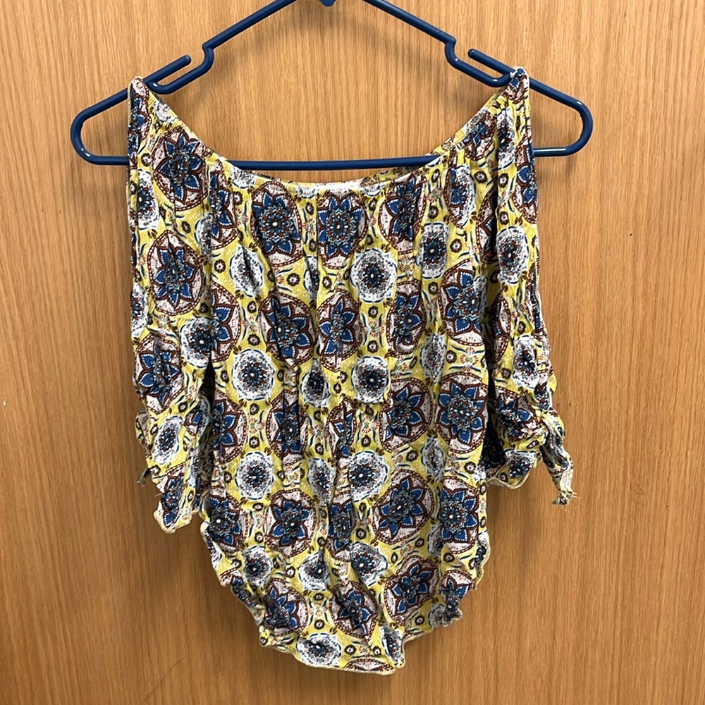 Miley + Molly sleeveless Top